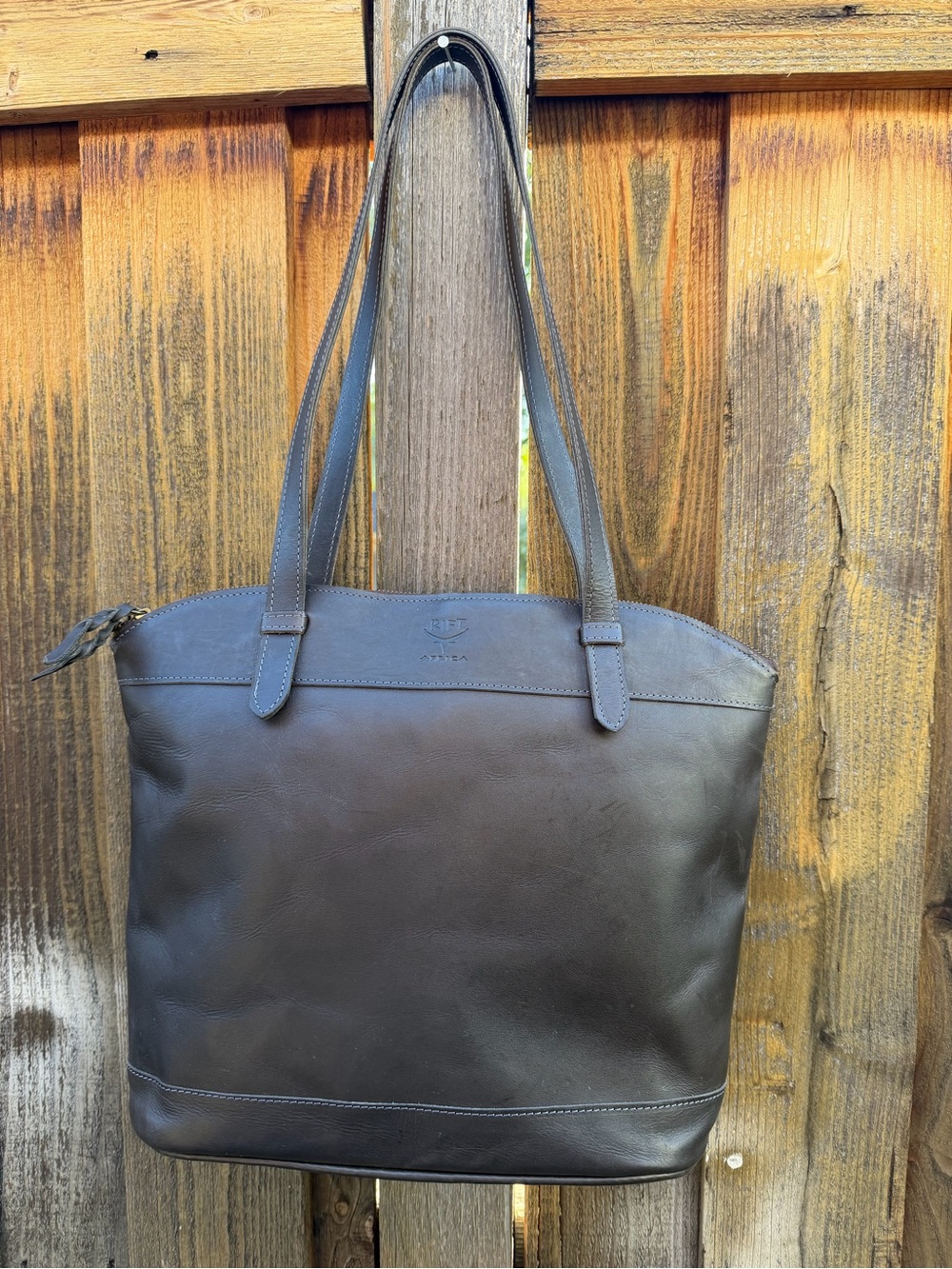 NWOT Rift Africa Premium Leather Zip Tote Bag-Handcrafted in Nairobi Kenya